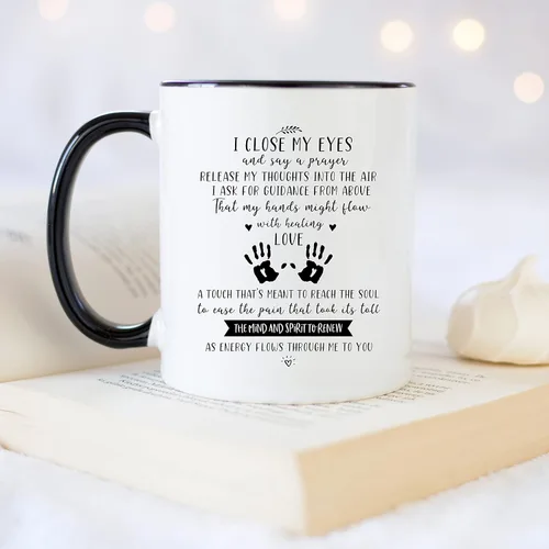 Vista 4 de YouNique Designs Taza de café para terapeuta de masaje, 11 onzas, regalos para masajistas, regalos de terapeuta de masaje para mujeres (mango negro)