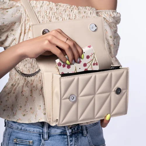 Vista 4 de LJCZKA Tarjetero de crédito para mujeres y niñas, con diseño de flores cortas, con cremallera y llavero, organizador de monedero pequeño, Ciruela