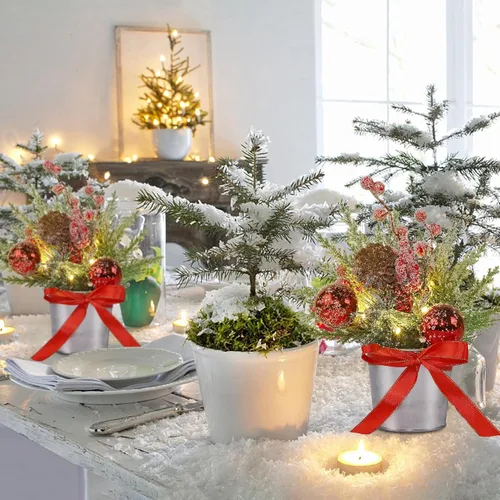 Vista 4 de Prsildan 2 piezas de decoración de mesa de Navidad árbol artificial con cono de pino y bayas rojas, mini árbol de nieve flocado con luces LED