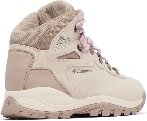 Vista 140 de Columbia Women's Newton Ridge Plus Waterproof Amped Hiking Boot
