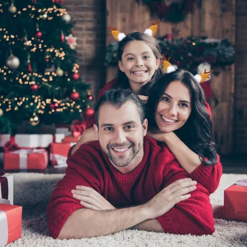 Vista 5 de Diadema de cuernos de reno, diadema de Navidad para mujeres y niñas, cuernos de ciervo y orejas