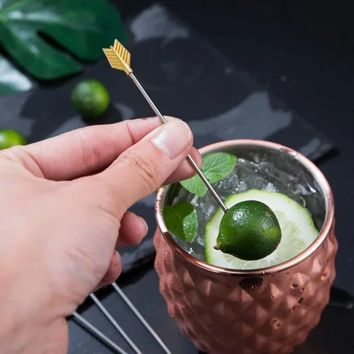 Vista 3 de JfwuHap - Palillos de cóctel con diseño de flecha dorada, palillos de frutas para tartas de frutas, aperitivos, sándwich, ensalada, cocina