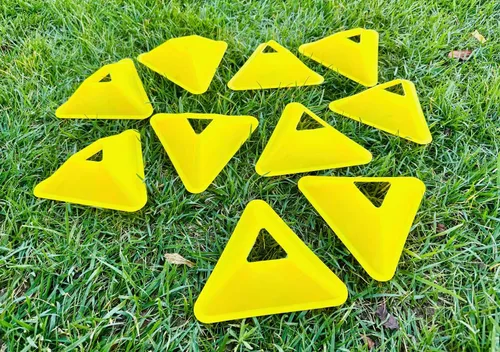 Vista 4 de Unicorn Co Premium Fútbol Fútbol Agilidad Plyometric Entrenamiento Triángulo Placa Conos 20pcs