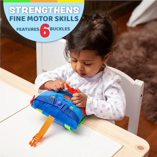 Vista 2 de Buckle Toys - Boomer Square - Juguete esencial de viaje en avión para niños pequeños - Desarrolla habilidades motoras y resolución de problemas