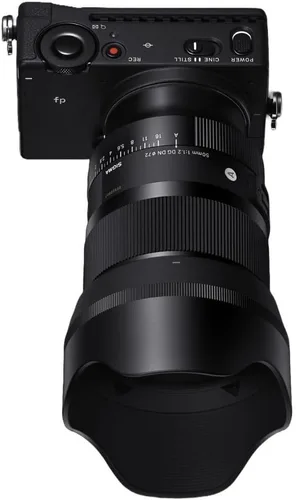Vista 5 de 1.969 in F 1.2 DG DN para Sony E