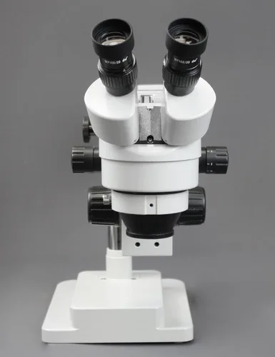 Vista 2 de Microscopio estéreo de zoom trinocular simulfocal VS-5F, ocular de campo ancho 10x, rango de zoom de 0.7X—4.5X, rango de aumento 7X—45x, soporte