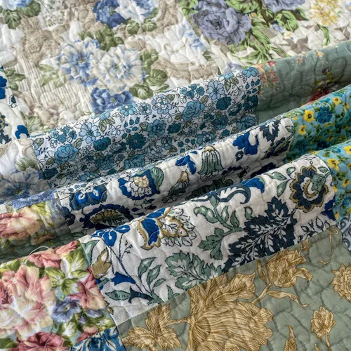 Vista 5 de YAYIDAY - Edredón tamaño Queen, juego de colcha con diseño de retazos - 100% algodón reversible y transpirable con estampado floral acolchado