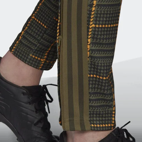 Vista 6 de adidas Tiro Tartan Pant - Focus OlivePlaid - Hombre M, Verde Oliva, M
