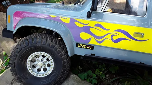 Vista 2 de Juego de calcomanías de cuerpo para Element RC Enduro Sendero escala 1/10 radiocontrolada Rock Crawler (llamas de defensa (morado sobre amarillo)