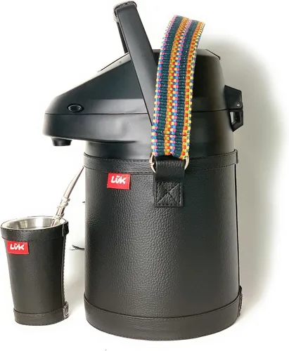 Vista 3 de Airpot 2,5 litros Luk Termos, termo acero inoxidable para café, mate tereré Set Frio caliente Mate Terere modelo Negro faja artesanal+ vaso guampa