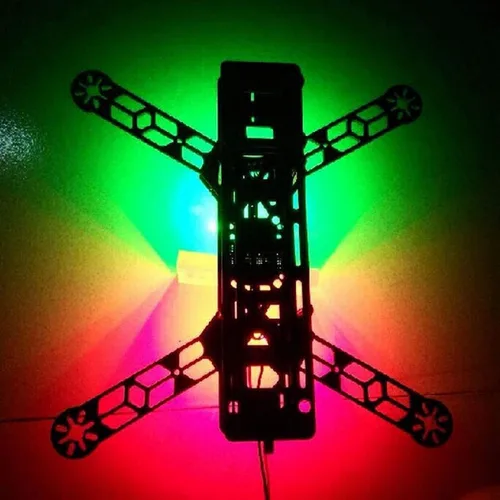 Vista 6 de ShareGoo - Tira de luz nocturna LED RGB de 7 colores 5V 5050 con interruptor DIP para QAV250 FPV 210 ZMR250 F450 F550 Quadcopter..