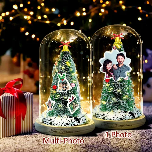 Vista 4 de Regalos personalizables de Navidad: cúpula de fotos personalizada para árbol de Navidad con luces LED, base de madera grabada personalizada