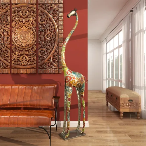 Vista 9 de Deco 79 Escultura decorativa de jirafa de metal para interiores y exteriores, estatua alta para decoración del hogar con detalles en relieve, figura