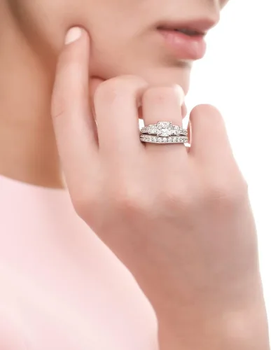 Vista 5 de BERRICLE Sterling Silver 3-Stone Wedding Engagement Promise Rings for Her, Stackable Band Ring Set for Women, Cubic Zirconia CZ - Sapphire-Blue