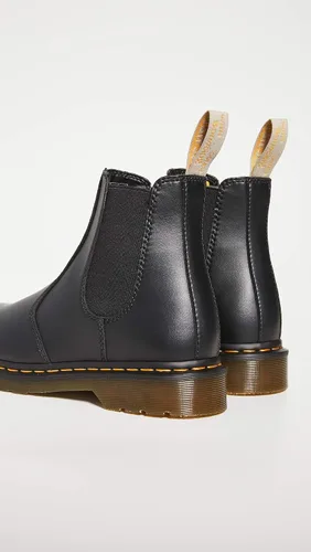 Vista 6 de Dr. Martens Botas Chelsea de cuero liso unisex para adultos 2976