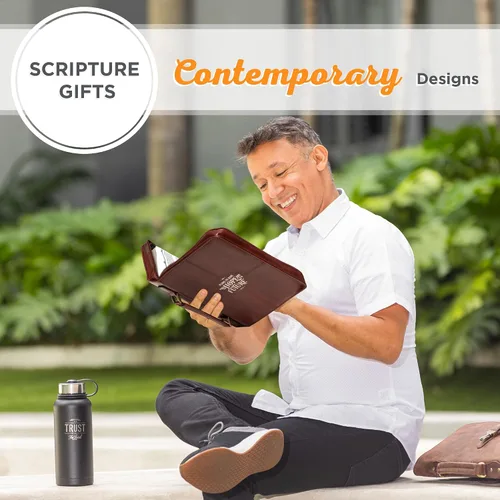 Vista 8 de Christian Art Gifts Funda protectora de piel sintética marrón castaño para la Biblia clásica para hombres y graduados: Esperanza y un futuro