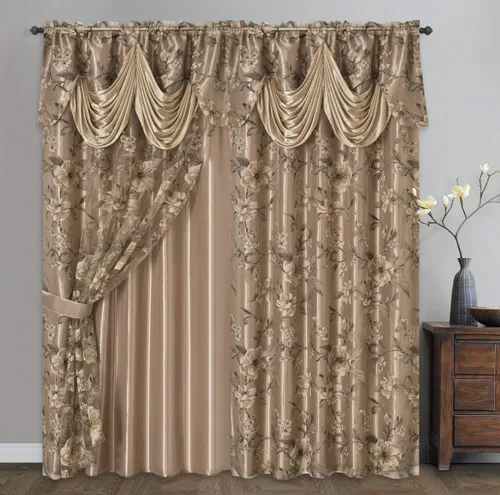 Vista 13 de GOHD Roman Romance. Panel de cortina de organza impresa quemada con cenefa adjunta y respaldo de tafetán