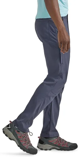 Vista 2 de ATG by Wrangler Pantalón Trail con bolsillo con cremallera para hombre