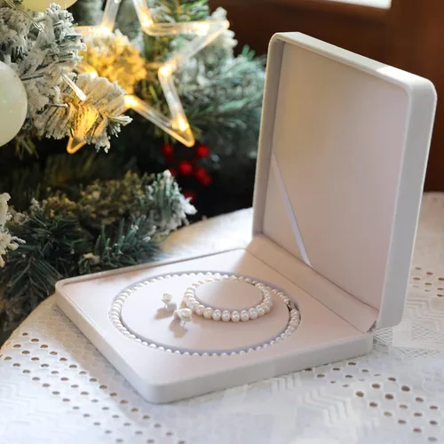Vista 4 de AOOVOO Genuine Freshwater Cultured Pearl Necklace and Earring Set Wedding Pearl Jewelry Sets for Bride Bridesmaid Women Girls in AAA Quality Mothers