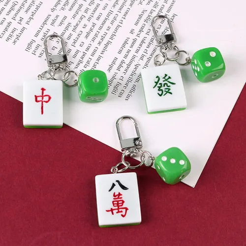 Vista 5 de LUOZZY 4 piezas Mahjong Tile Keychain Chinese Dice Mahjong Fa Cai Llavero, Multi, Mediana