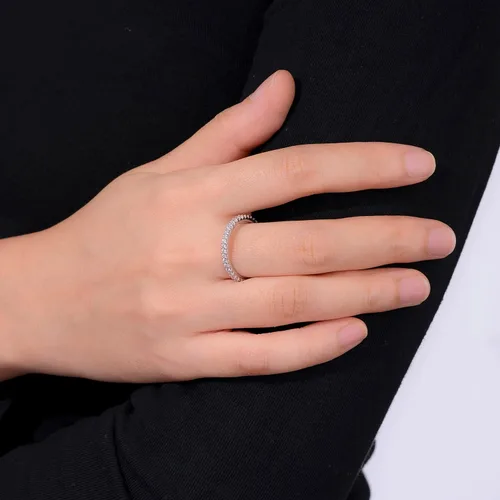 Vista 2 de Tienda Essentials Rhodium Plated Single Row Pave Stackable Eternity Ring