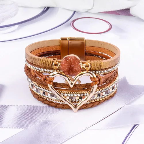 Vista 7 de Pulseras de cuero multicapa, pulsera bohemia moderna de corazón para mujer, brazalete magnético con cierre de diamantes de imitación, joyería