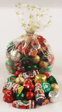 Vista 10 de Scott's Cakes Mezcla de chocolate de lujo envuelta en papel de aluminio navideño en una bolsa de bastón de caramelo de 8 onzas