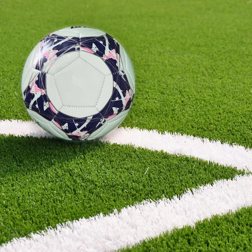 Vista 7 de Balón de fútbol que brilla en la oscuridad tamaño 5, pelota de fútbol iluminada para juegos de día y noche, regalos de entrenamiento para interiores