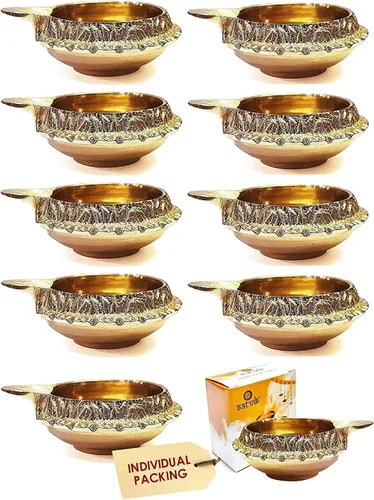 Vista 12 de SATVIK Set of 2 - Pure Brass Kuber Diya for Diwali Decoration Traditional Puja Oil Lamp for Home Temple Brass Diya for Diwali Pooja & Festive Use
