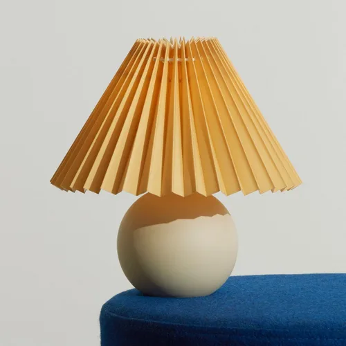 Vista 8 de Brightech Serena - Lámpara LED de mesa, pequeña lámpara de cerámica moderna de 10 pulgadas con pantalla plisada para mesita de noche, escritorio