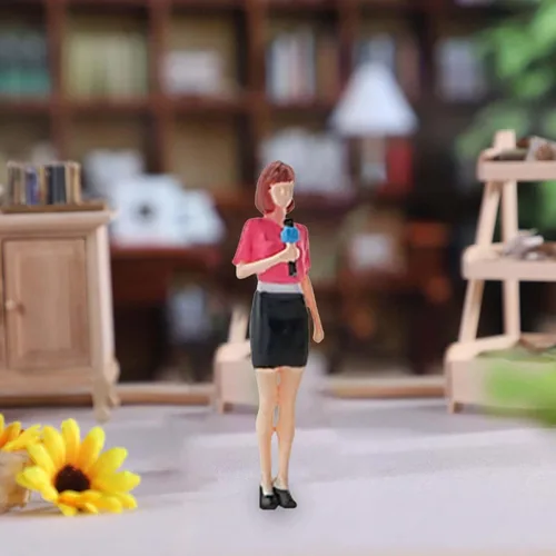 Vista 4 de MERIGLARE Figuras a escala 1/64 Decoración de mesa de arena Proyectos de bricolaje Colecciones de adornos de escritorio Colección de diseños