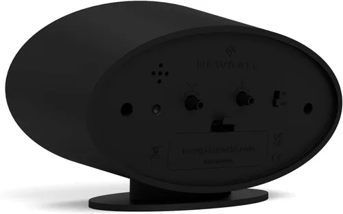 Vista 6 de NEWGATE® Ronnie - Reloj despertador, diseño retro ovalado, acabado de goma suave negro, ideal para mesita de noche, escritorio o estante, accesorio