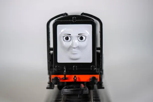 Vista 3 de Bachmann Thomas & Friends Grumpy Motor diésel, negro prototípico