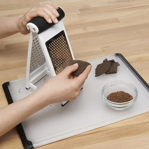 Vista 6 de OXO Good Grips Multi Grater