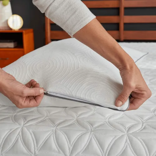 Vista 6 de Tempur-Pedic Cloud Breeze - Almohada de enfriamiento doble (King) y protector de almohada TEMPUR-Protect (King)