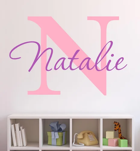 Vista 3 de Calcomanía de pared con nombre y inicial para niñas, decoración de pared, personalizada, decoración, guardería, dormitorio, además de calcomanía