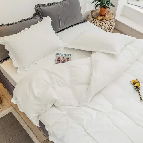 Vista 6 de Paquete de 2 fundas de almohada blancas con volantes de borde tamaño estándar con cierre de sobre (20 x 26 pulgadas)