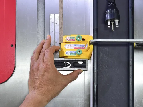 Vista 5 de MATCHFIT dado Stop por MICROJIG. Accesorio para pinzas Matchfit Dovetail.