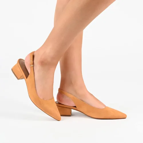 Vista 6 de Journee Collection Zapatos de tacón Sylvia de ancho medio y ancho para mujer