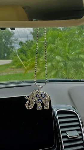 Vista 5 de LUCKBOOSTIUM Elegante adorno colgante de elefante plateado en cadena de bolas, dije y signo de buena suerte y bendición, accesorios decorativos
