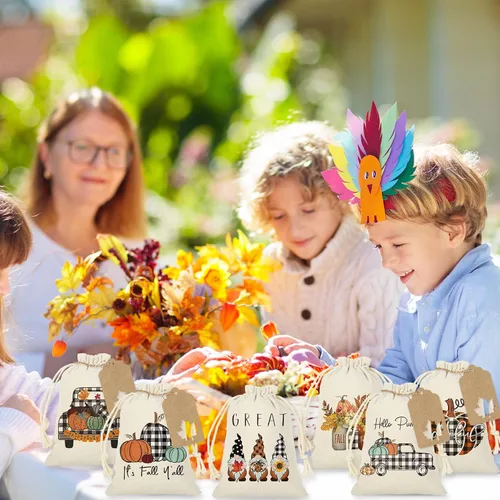 Vista 5 de Whaline 24 bolsas de arpillera de otoño de 4 x 6 pulgadas, gnomos a cuadros de búfalo, bolsas de calabaza con etiqueta de papel kraft de hoja