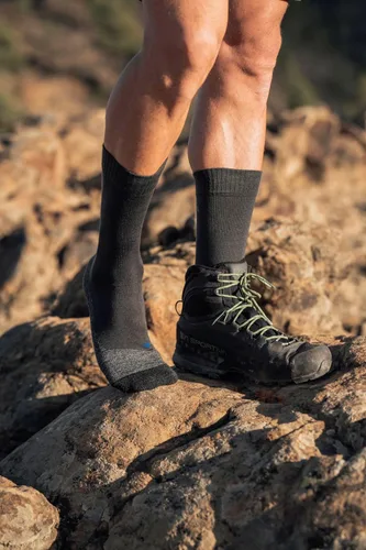 Vista 9 de Falke - Calcetines de senderismo para hombre, color negro