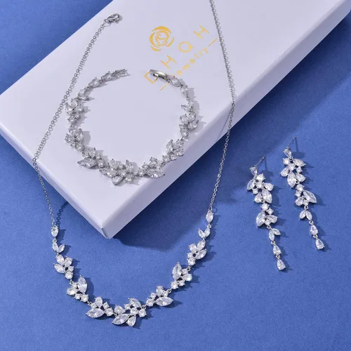 Vista 5 de DHQH Juego de 3 piezas de joyería de novia de circonita cúbica para boda collar de cristal aretes colgantes pulseras para mujeres regalos de joyería