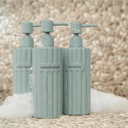 Vista 9 de Elegante dispensador de champú y acondicionador, juego de 3 botellas Salvia