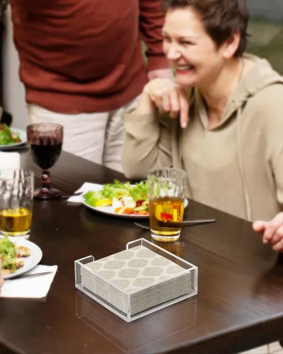 Vista 7 de MaxGear Servilletero de Acrílico para Mesa, Soporte Transparente para Toallas de Invitados, Organizador de Servilletas de Papel para Buffet