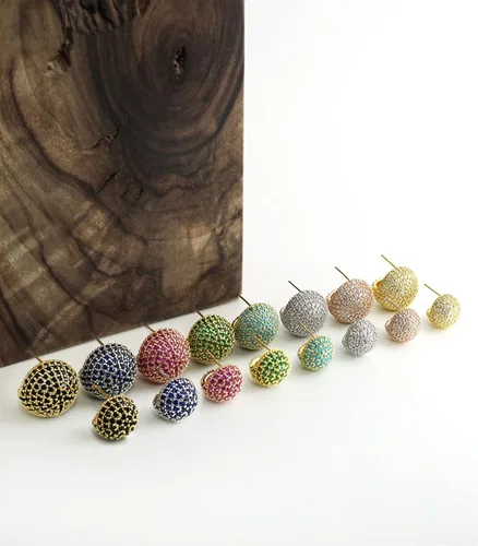 Vista 5 de Aretes de bola de discoteca 925 con poste de plata Stering chapados en oro de 18 quilates con circonita cúbica micro pavimenta delicados aretes