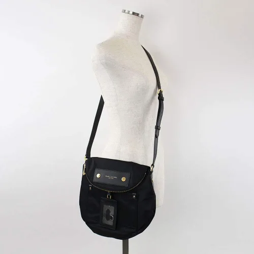 Vista 5 de Marc Jacobs Preppy Natasha - Bolsa cruzada de nailon, color negro, talla M, Negro, M