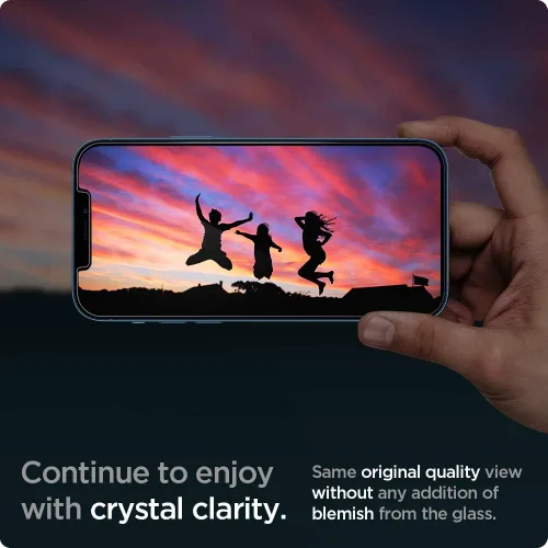 Vista 7 de Spigen GlasTR EZ FIT - Protector de pantalla de vidrio templado para iPhone 12 Pro Max, paquete de 2