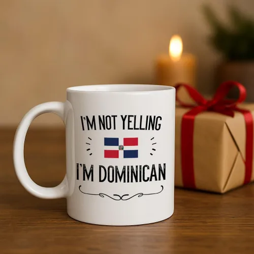 Vista 9 de Casitika Divertidos regalos de República Dominicana. Taza de café de cerámica de 11 onzas con texto en inglés "I'm Not Yelling I'm Dominican". Tazas