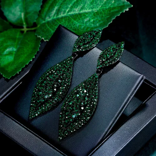 Vista 4 de Flyonce - Aretes caídos de diamantes de imitación y diseño de 2 hojas para novia